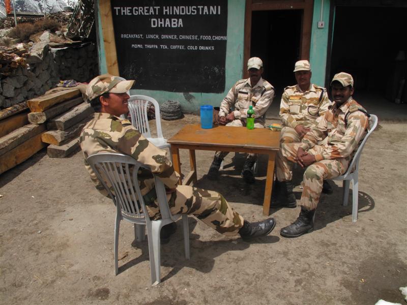 Military guards - Chitkul