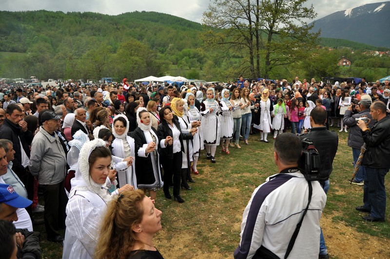 Gorani Muslims celebrate Orthodox St George’s Day