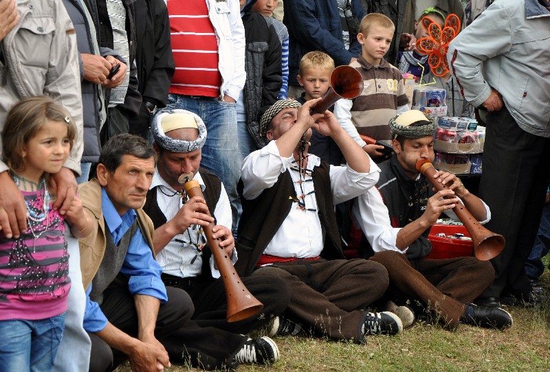 Gorani Muslims celebrate Orthodox St George’s Day