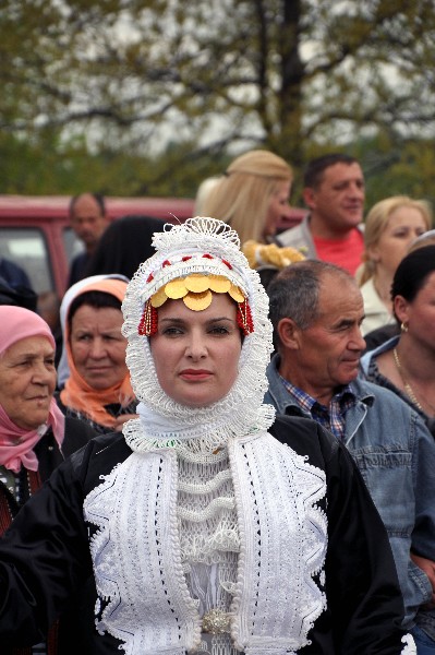 Young Gorani woman in traditional costumes.