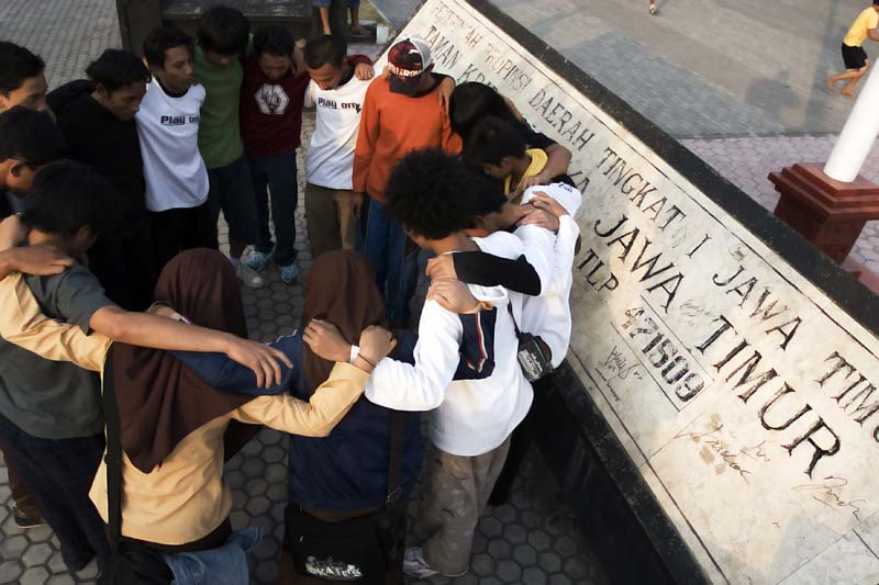 Prayer, Le Parkour Indonesia